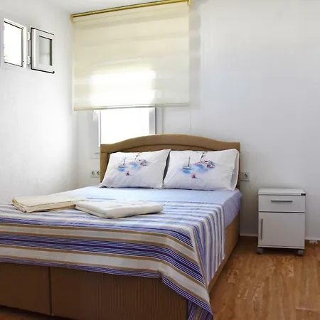 Ξενοδοχείο με διαμερίσματα Sunrise Marina Apart