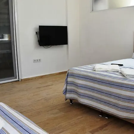 Ξενοδοχείο με διαμερίσματα Sunrise Marina Apart